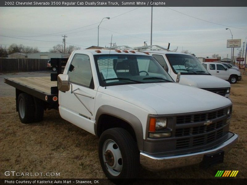 Summit White / Graphite 2002 Chevrolet Silverado 3500 Regular Cab Dually Stake Truck