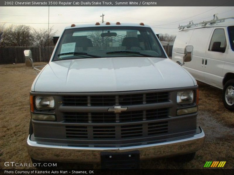 Summit White / Graphite 2002 Chevrolet Silverado 3500 Regular Cab Dually Stake Truck