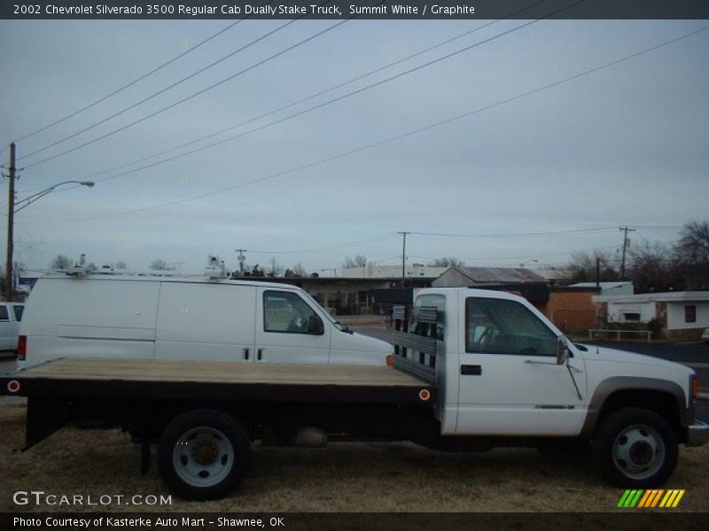 Summit White / Graphite 2002 Chevrolet Silverado 3500 Regular Cab Dually Stake Truck