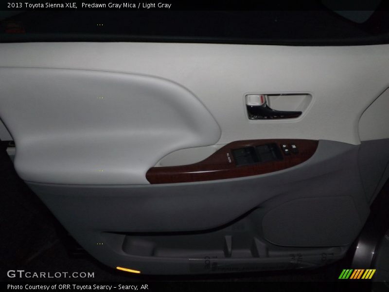 Predawn Gray Mica / Light Gray 2013 Toyota Sienna XLE