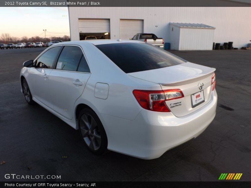 Blizzard White Pearl / Black 2012 Toyota Camry SE