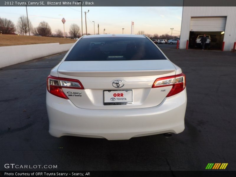 Blizzard White Pearl / Black 2012 Toyota Camry SE
