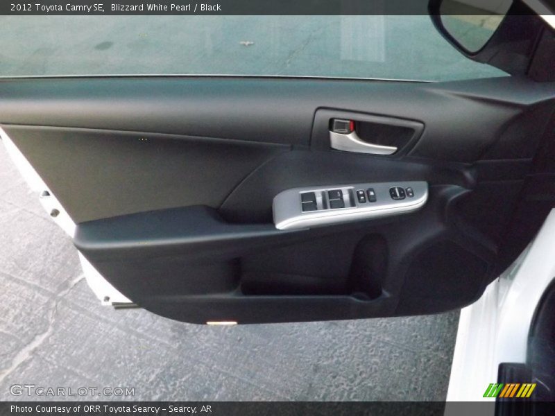 Blizzard White Pearl / Black 2012 Toyota Camry SE