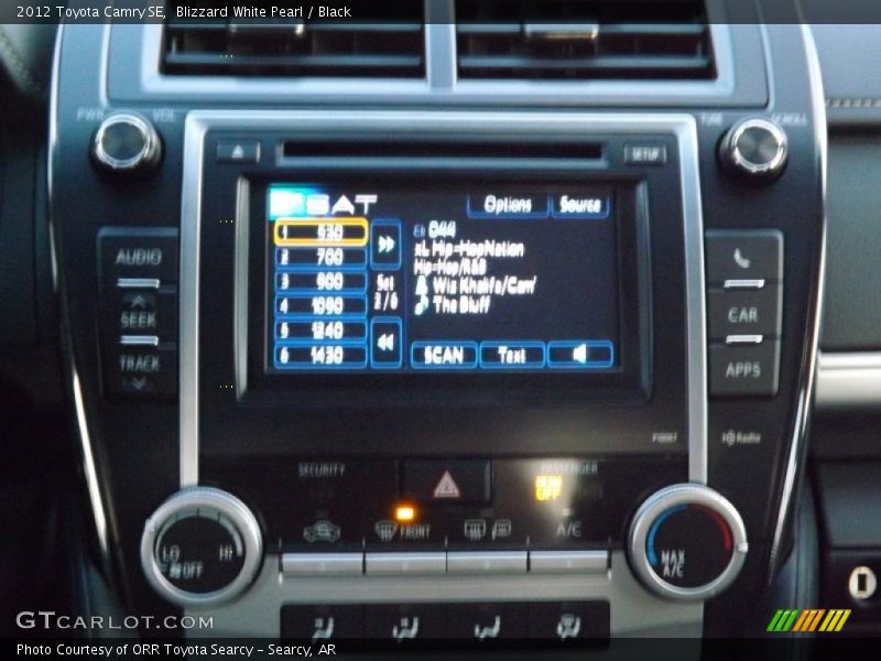 Blizzard White Pearl / Black 2012 Toyota Camry SE
