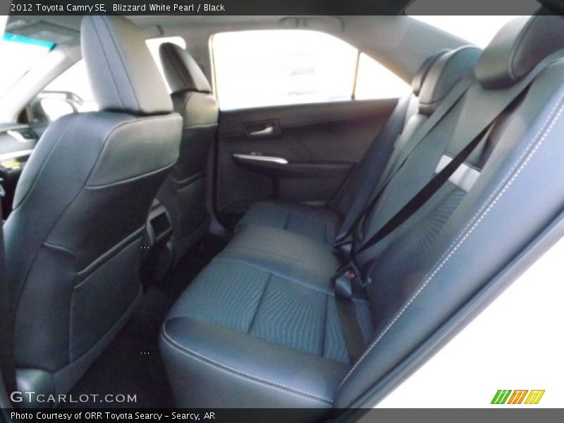 Blizzard White Pearl / Black 2012 Toyota Camry SE