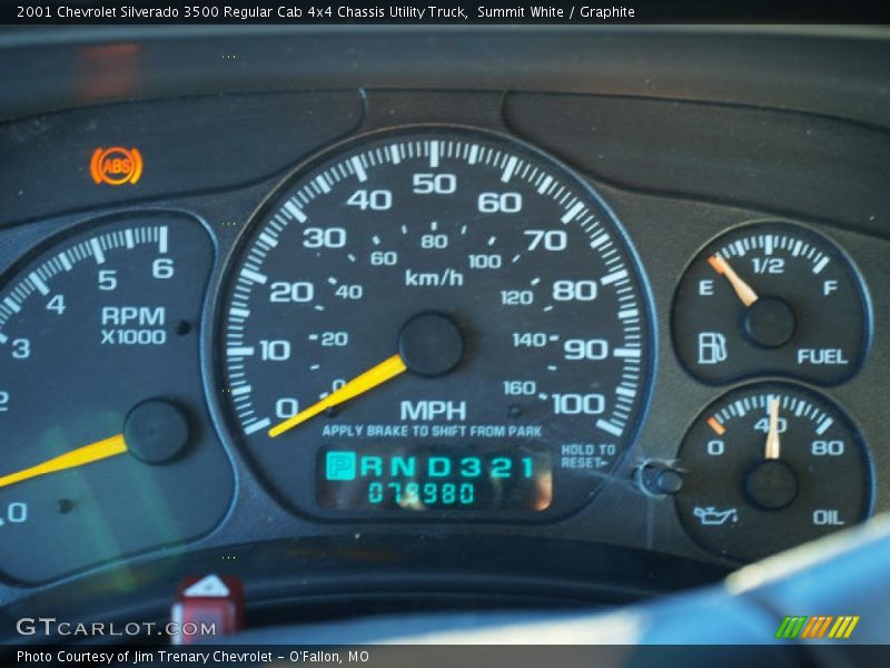 Summit White / Graphite 2001 Chevrolet Silverado 3500 Regular Cab 4x4 Chassis Utility Truck