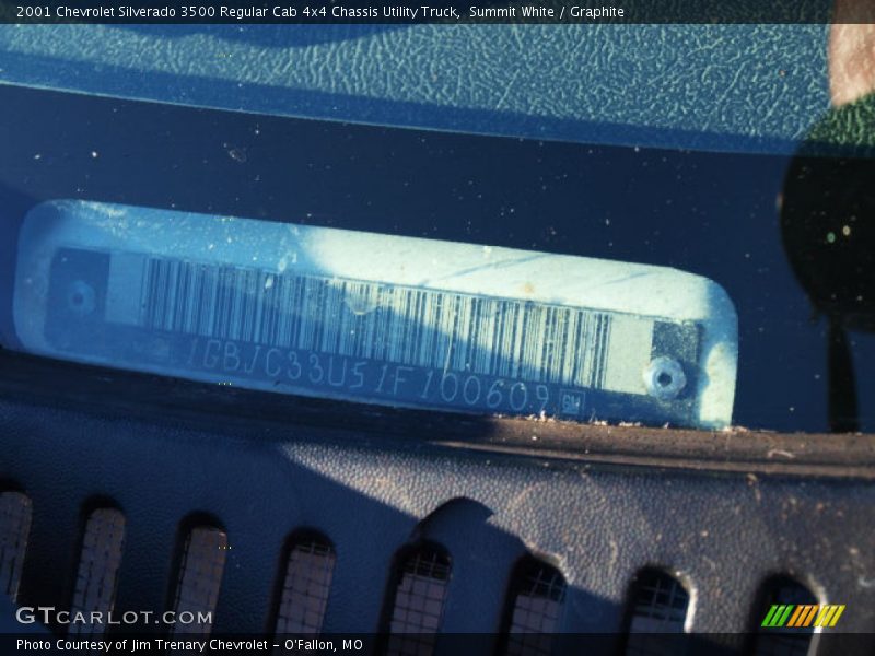 Summit White / Graphite 2001 Chevrolet Silverado 3500 Regular Cab 4x4 Chassis Utility Truck