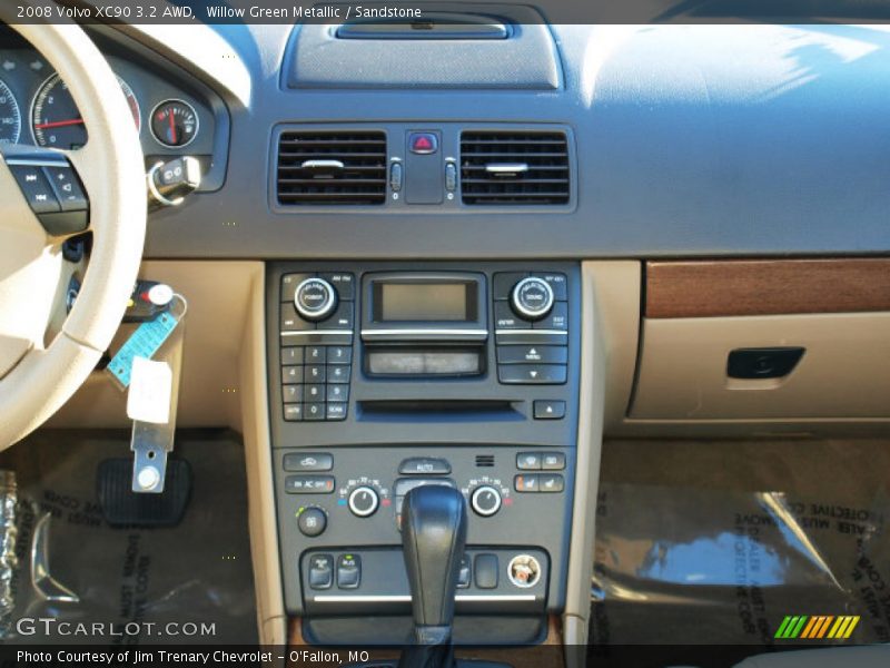 Willow Green Metallic / Sandstone 2008 Volvo XC90 3.2 AWD
