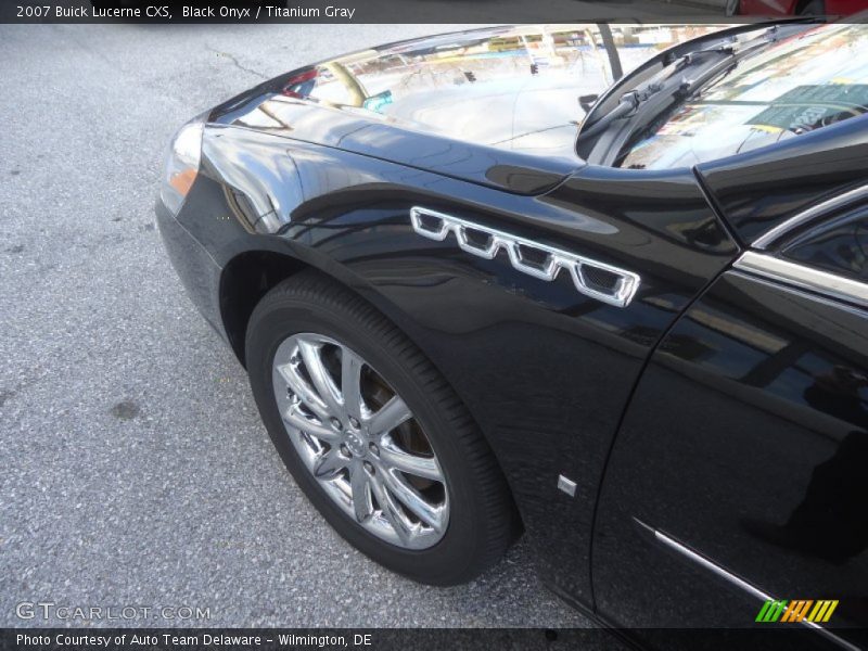 Black Onyx / Titanium Gray 2007 Buick Lucerne CXS