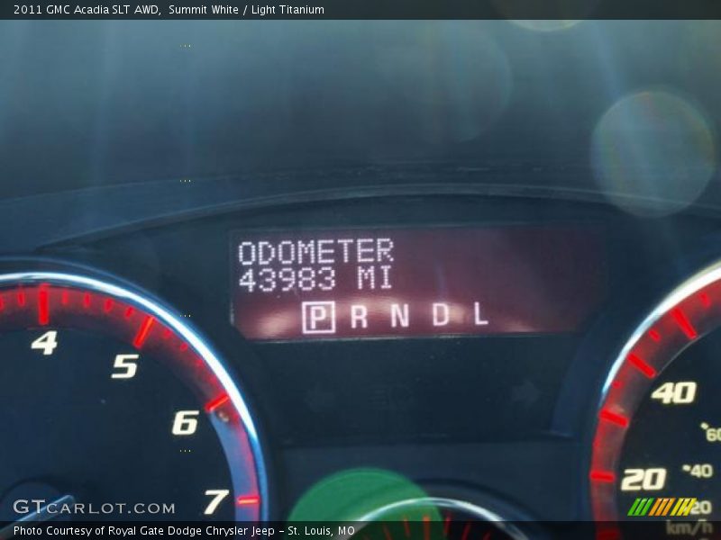 Summit White / Light Titanium 2011 GMC Acadia SLT AWD
