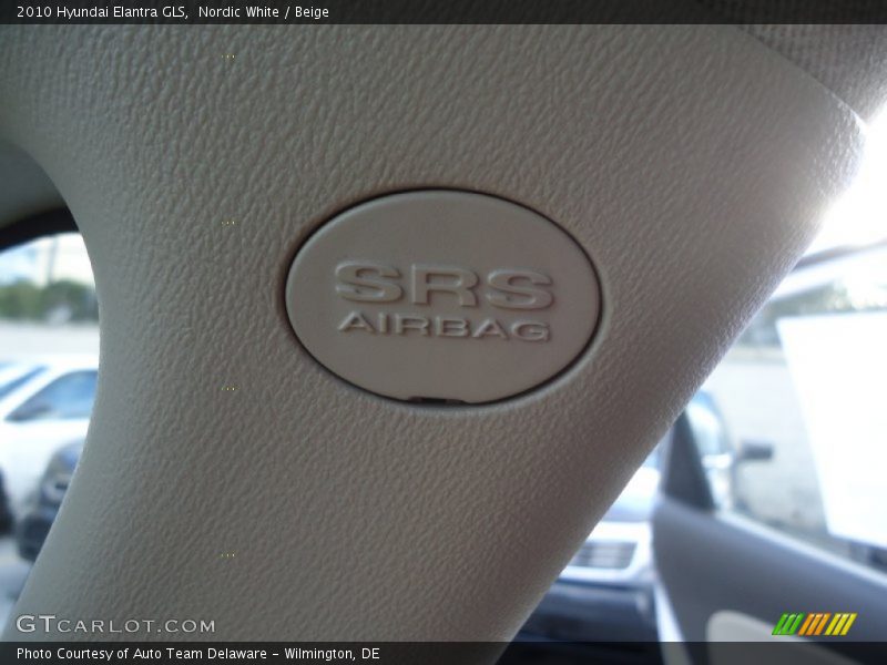 Nordic White / Beige 2010 Hyundai Elantra GLS