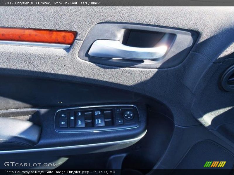 Ivory Tri-Coat Pearl / Black 2012 Chrysler 300 Limited