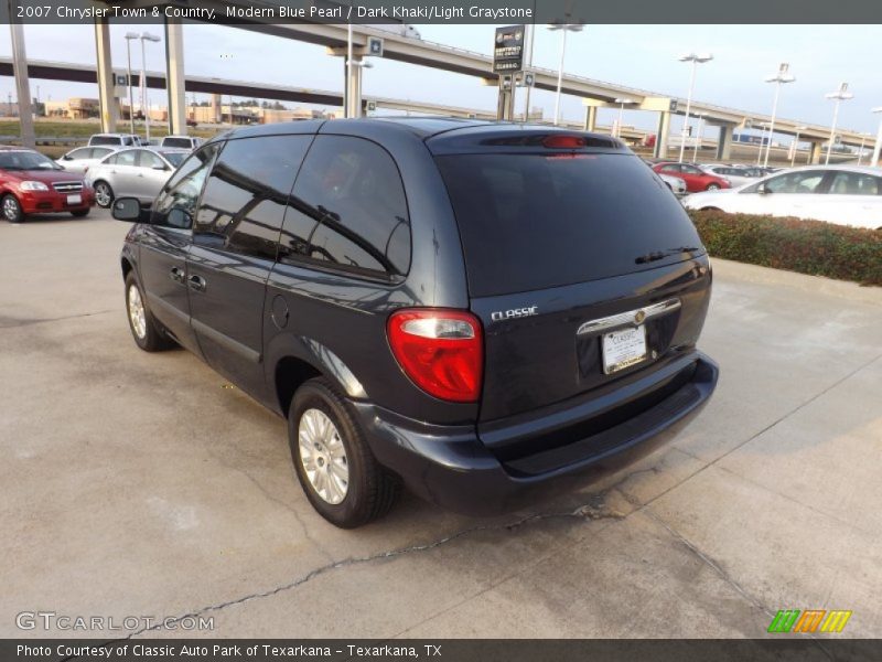 Modern Blue Pearl / Dark Khaki/Light Graystone 2007 Chrysler Town & Country