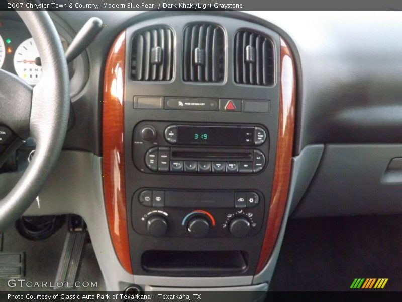 Modern Blue Pearl / Dark Khaki/Light Graystone 2007 Chrysler Town & Country