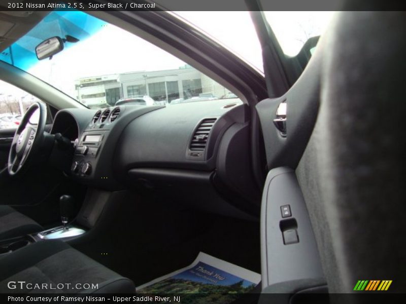 Super Black / Charcoal 2012 Nissan Altima 2.5 S