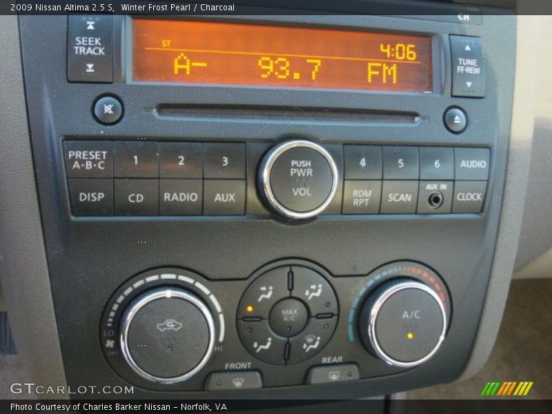 Winter Frost Pearl / Charcoal 2009 Nissan Altima 2.5 S
