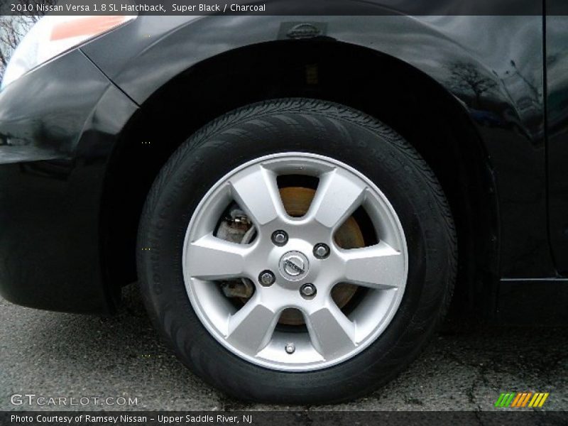 Super Black / Charcoal 2010 Nissan Versa 1.8 SL Hatchback