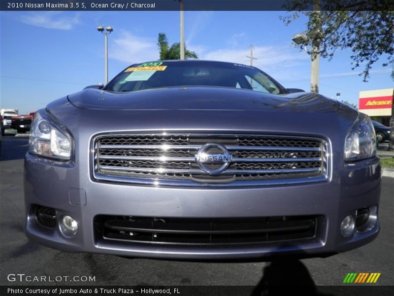Ocean Gray / Charcoal 2010 Nissan Maxima 3.5 S