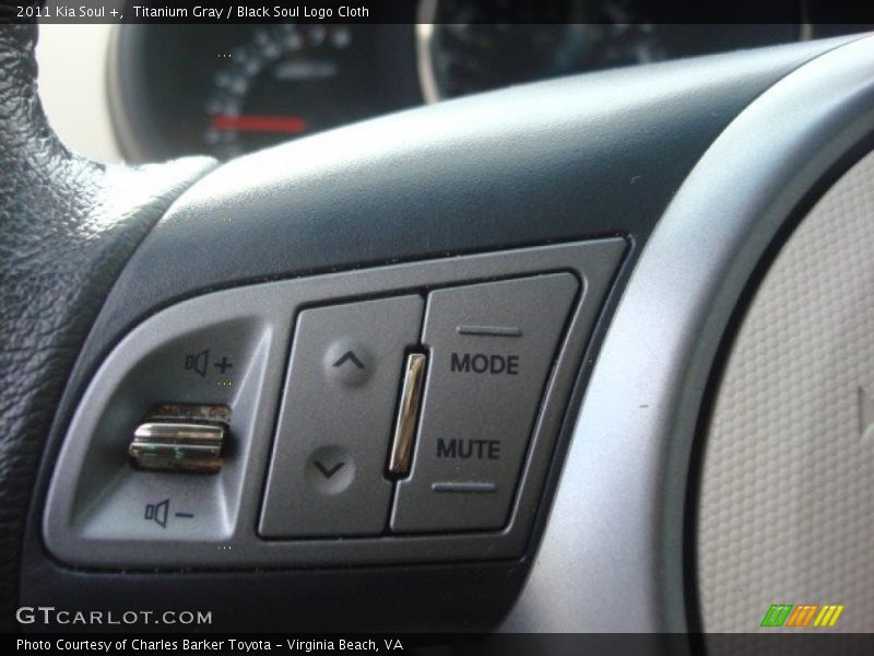 Titanium Gray / Black Soul Logo Cloth 2011 Kia Soul +