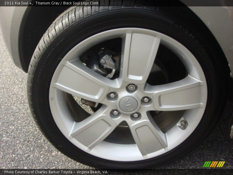 Titanium Gray / Black Soul Logo Cloth 2011 Kia Soul +