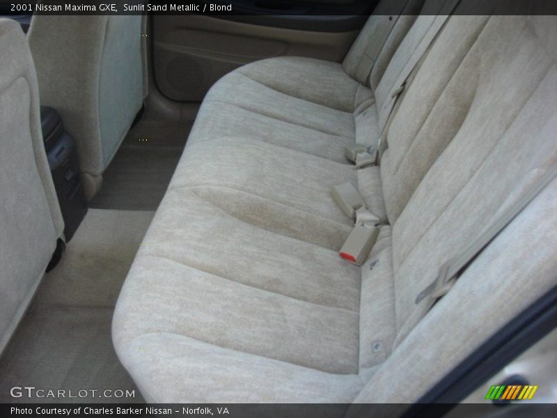 Sunlit Sand Metallic / Blond 2001 Nissan Maxima GXE