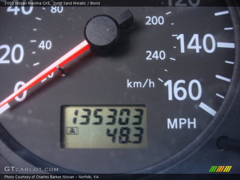 Sunlit Sand Metallic / Blond 2001 Nissan Maxima GXE