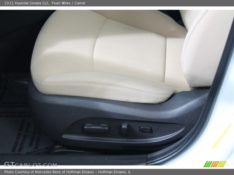 Pearl White / Camel 2011 Hyundai Sonata GLS