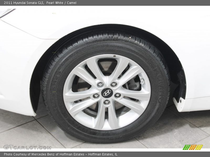 Pearl White / Camel 2011 Hyundai Sonata GLS