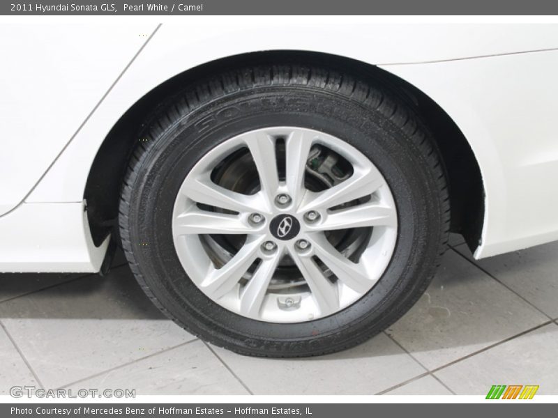 Pearl White / Camel 2011 Hyundai Sonata GLS
