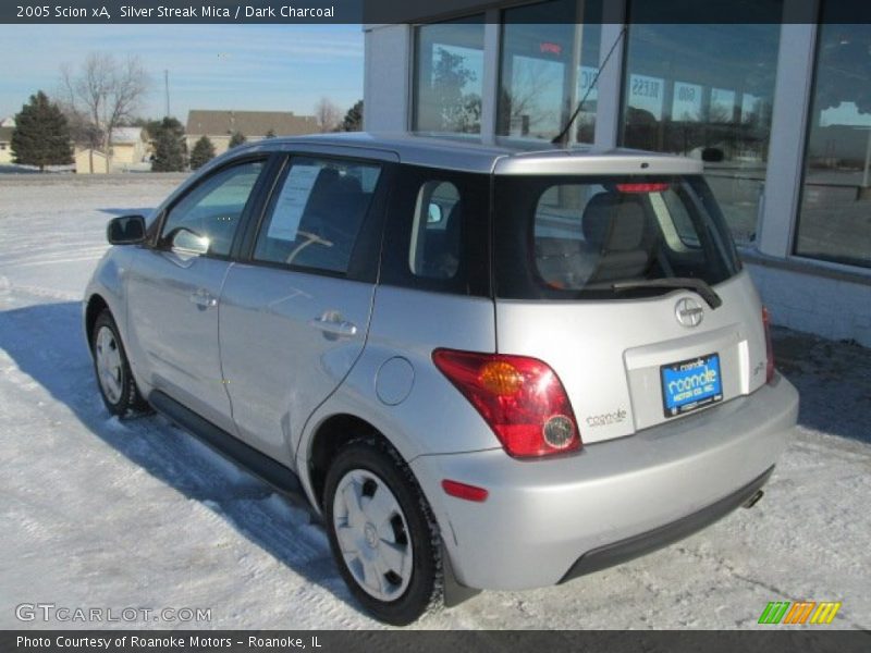 Silver Streak Mica / Dark Charcoal 2005 Scion xA