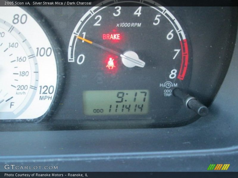 Silver Streak Mica / Dark Charcoal 2005 Scion xA