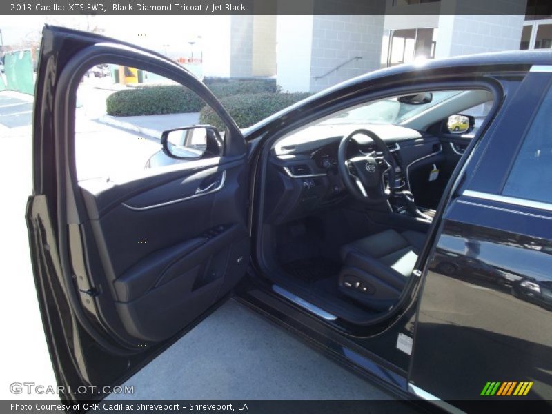 Black Diamond Tricoat / Jet Black 2013 Cadillac XTS FWD