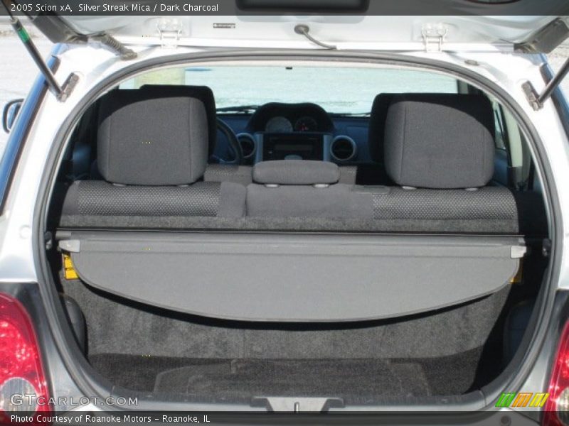 Silver Streak Mica / Dark Charcoal 2005 Scion xA