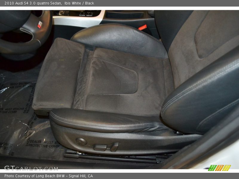 Ibis White / Black 2010 Audi S4 3.0 quattro Sedan