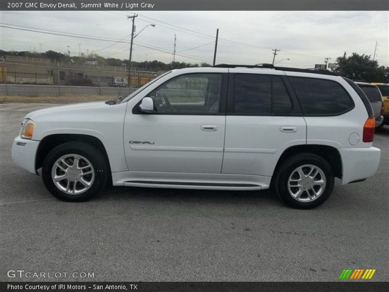 Summit White / Light Gray 2007 GMC Envoy Denali