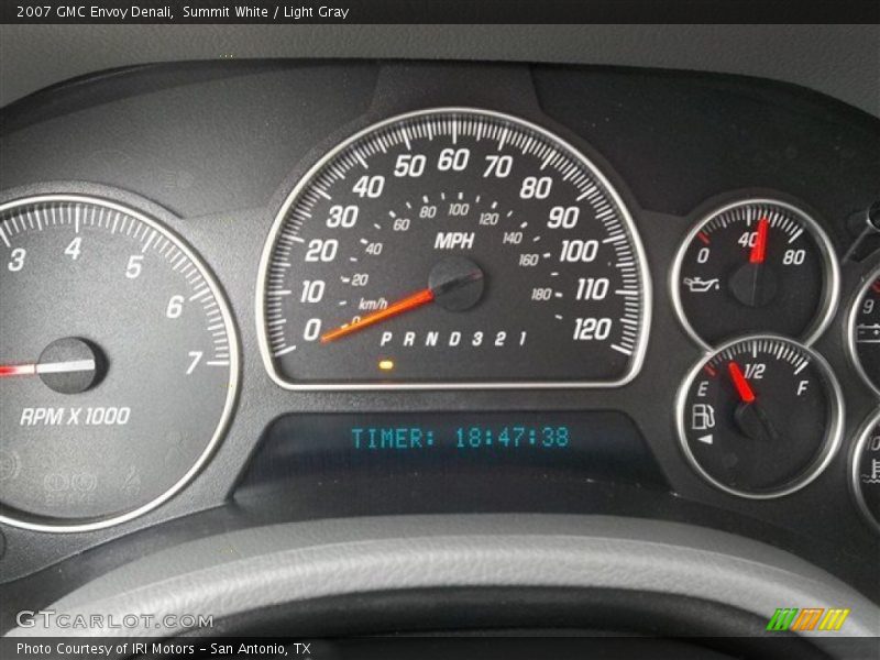 Summit White / Light Gray 2007 GMC Envoy Denali