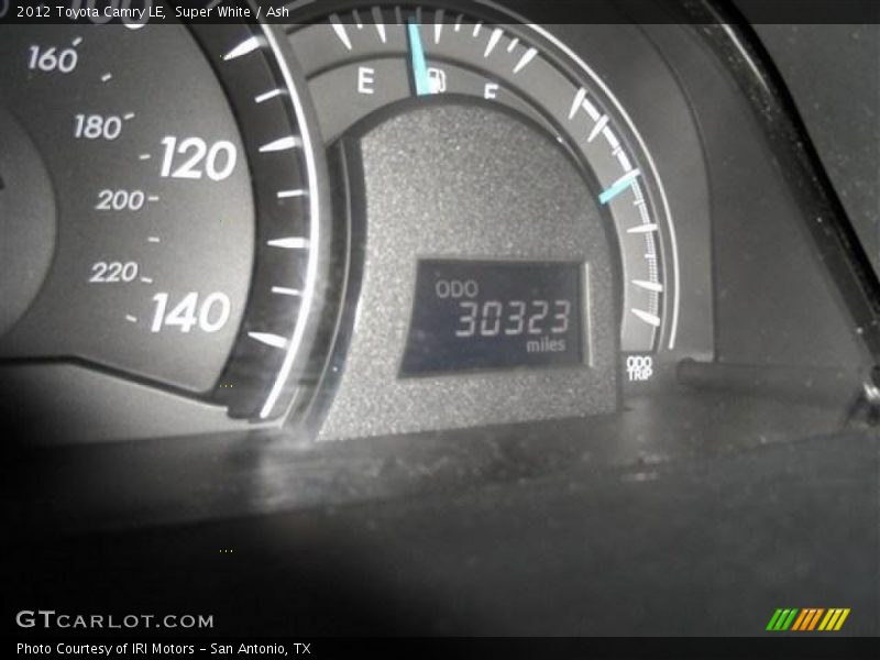 Super White / Ash 2012 Toyota Camry LE