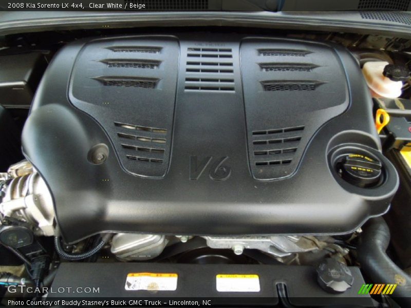 Clear White / Beige 2008 Kia Sorento LX 4x4