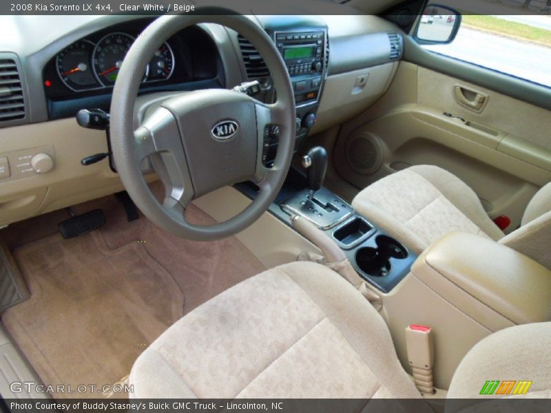 Clear White / Beige 2008 Kia Sorento LX 4x4