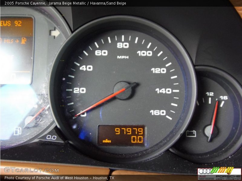 Jarama Beige Metallic / Havanna/Sand Beige 2005 Porsche Cayenne