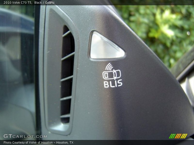 Black / Quartz 2010 Volvo C70 T5