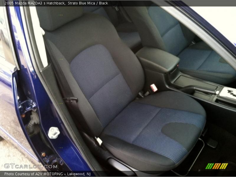 Strato Blue Mica / Black 2005 Mazda MAZDA3 s Hatchback