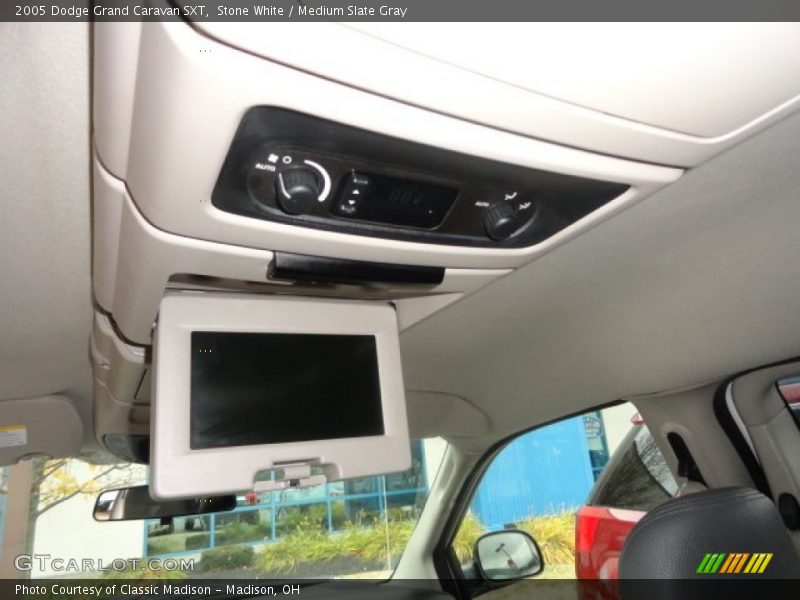 Stone White / Medium Slate Gray 2005 Dodge Grand Caravan SXT