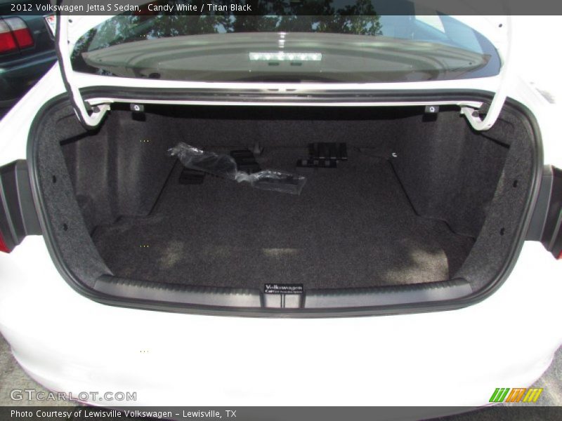 Candy White / Titan Black 2012 Volkswagen Jetta S Sedan
