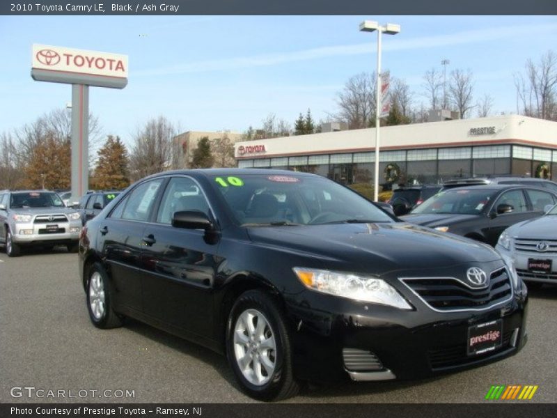 Black / Ash Gray 2010 Toyota Camry LE