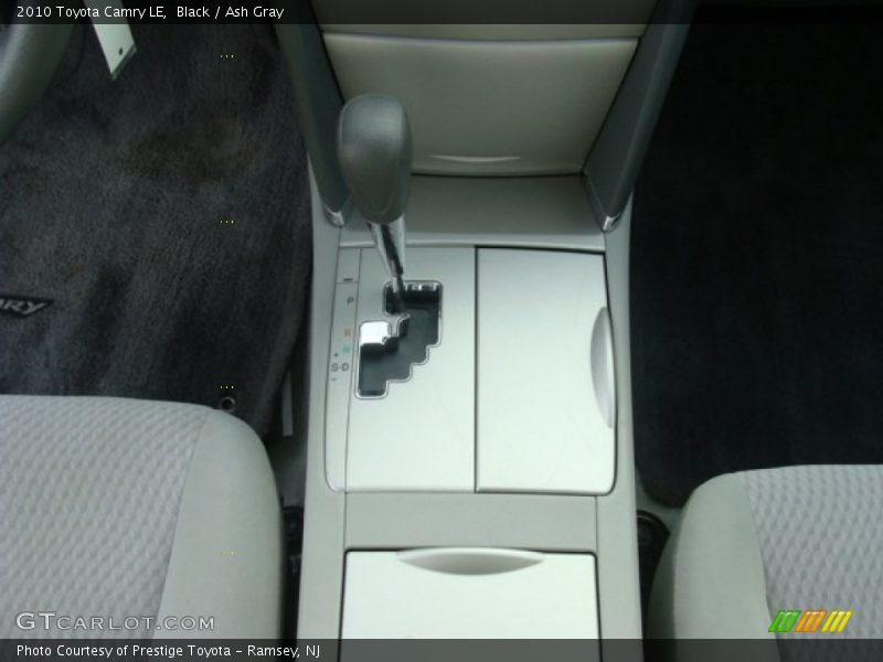 Black / Ash Gray 2010 Toyota Camry LE