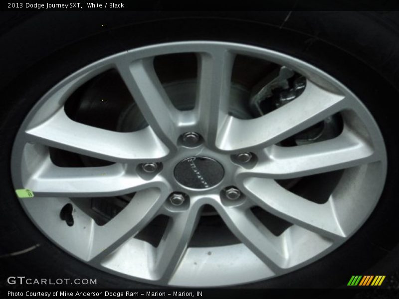 White / Black 2013 Dodge Journey SXT