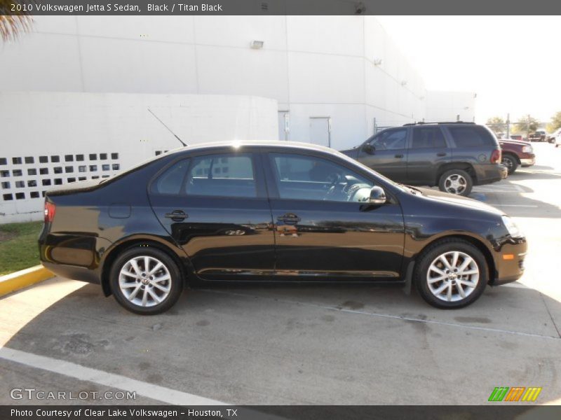 Black / Titan Black 2010 Volkswagen Jetta S Sedan