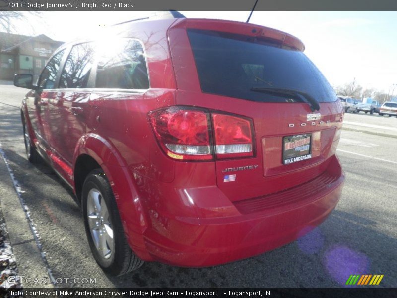 Bright Red / Black 2013 Dodge Journey SE