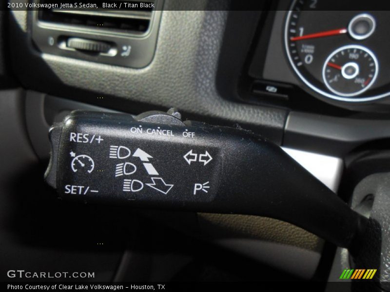 Black / Titan Black 2010 Volkswagen Jetta S Sedan